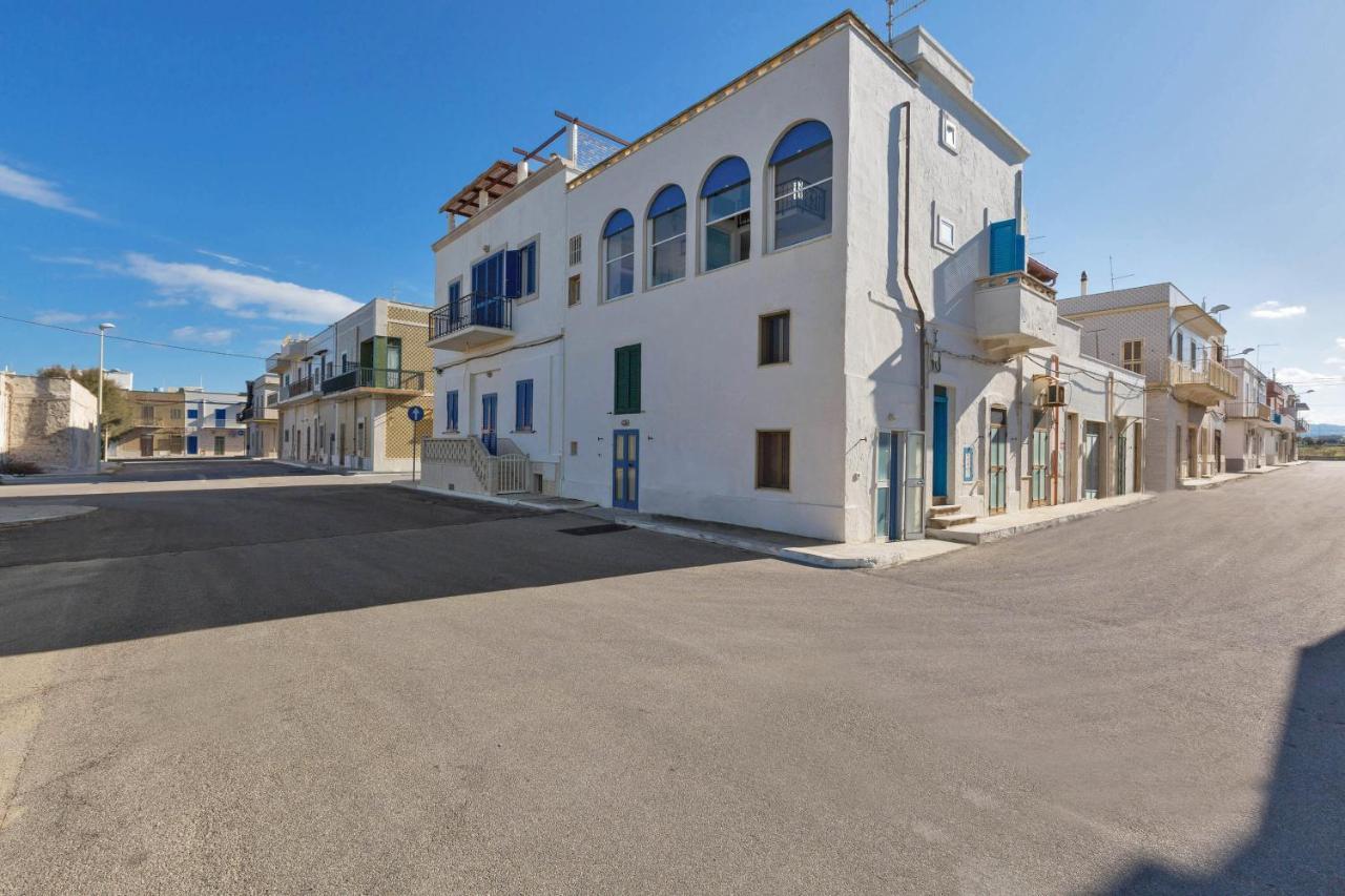 Casa Lorenzo Остуні Екстер'єр фото
