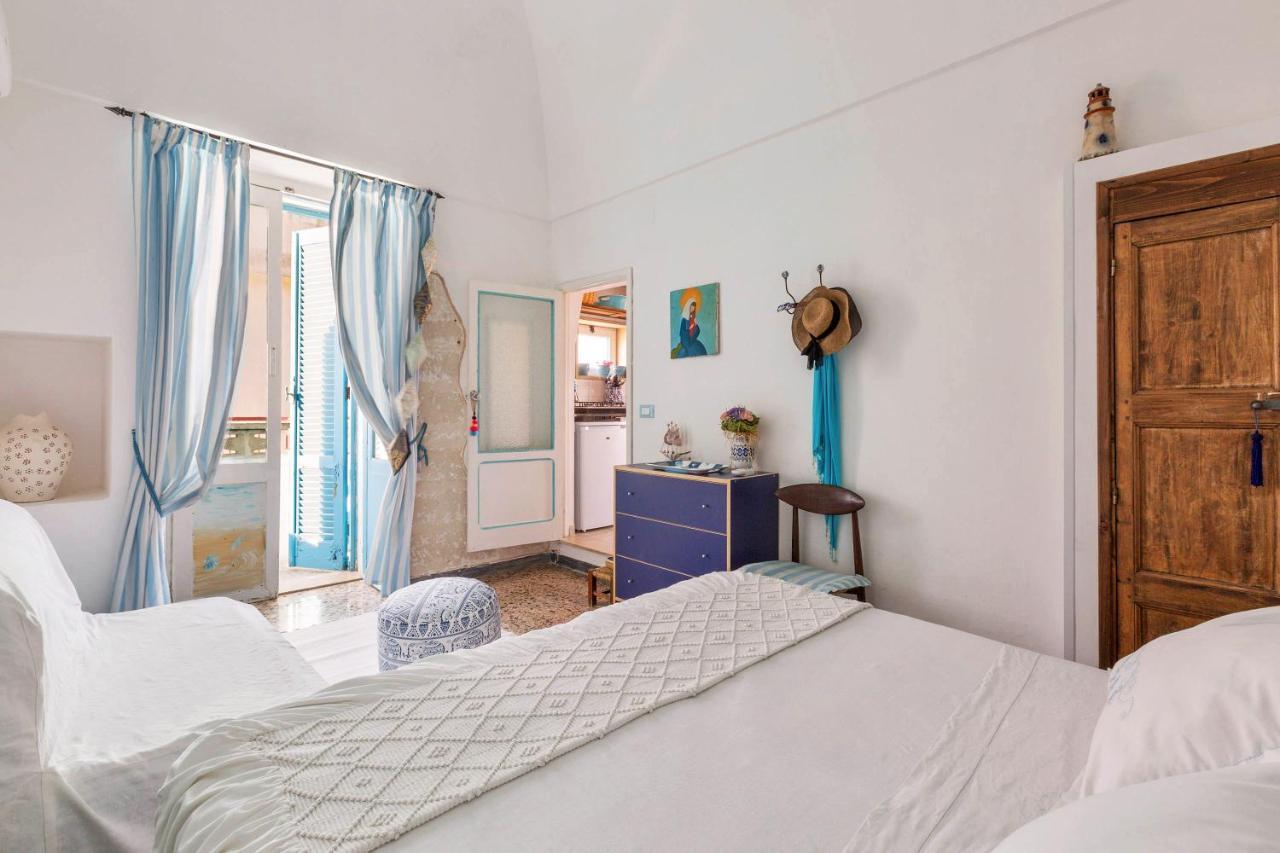 Casa Lorenzo Остуні Екстер'єр фото